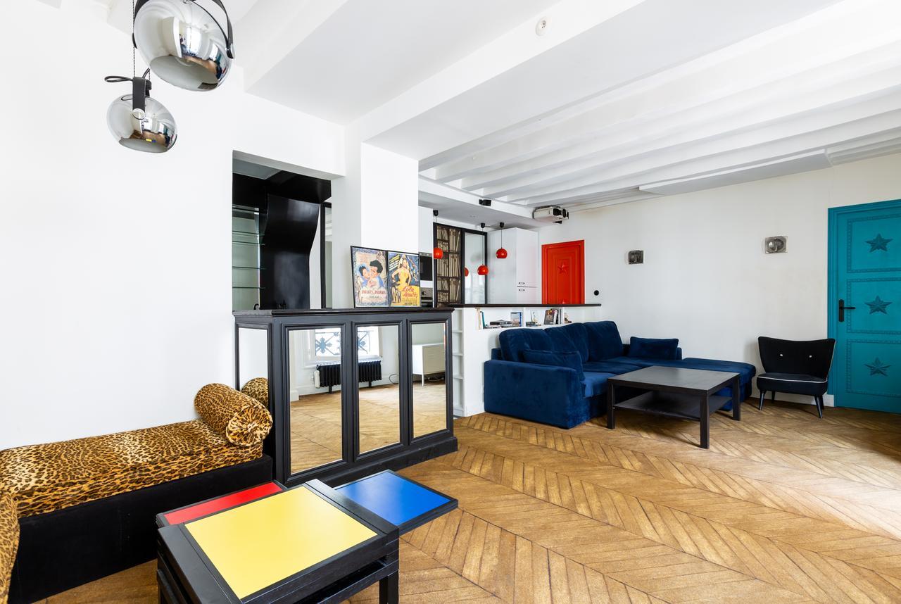 Veeve - Bauhaus Magic In The Marais Paris